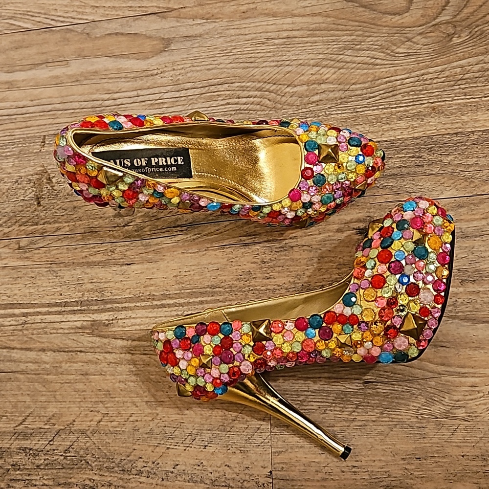 Stilletos - Picture 7 of 9